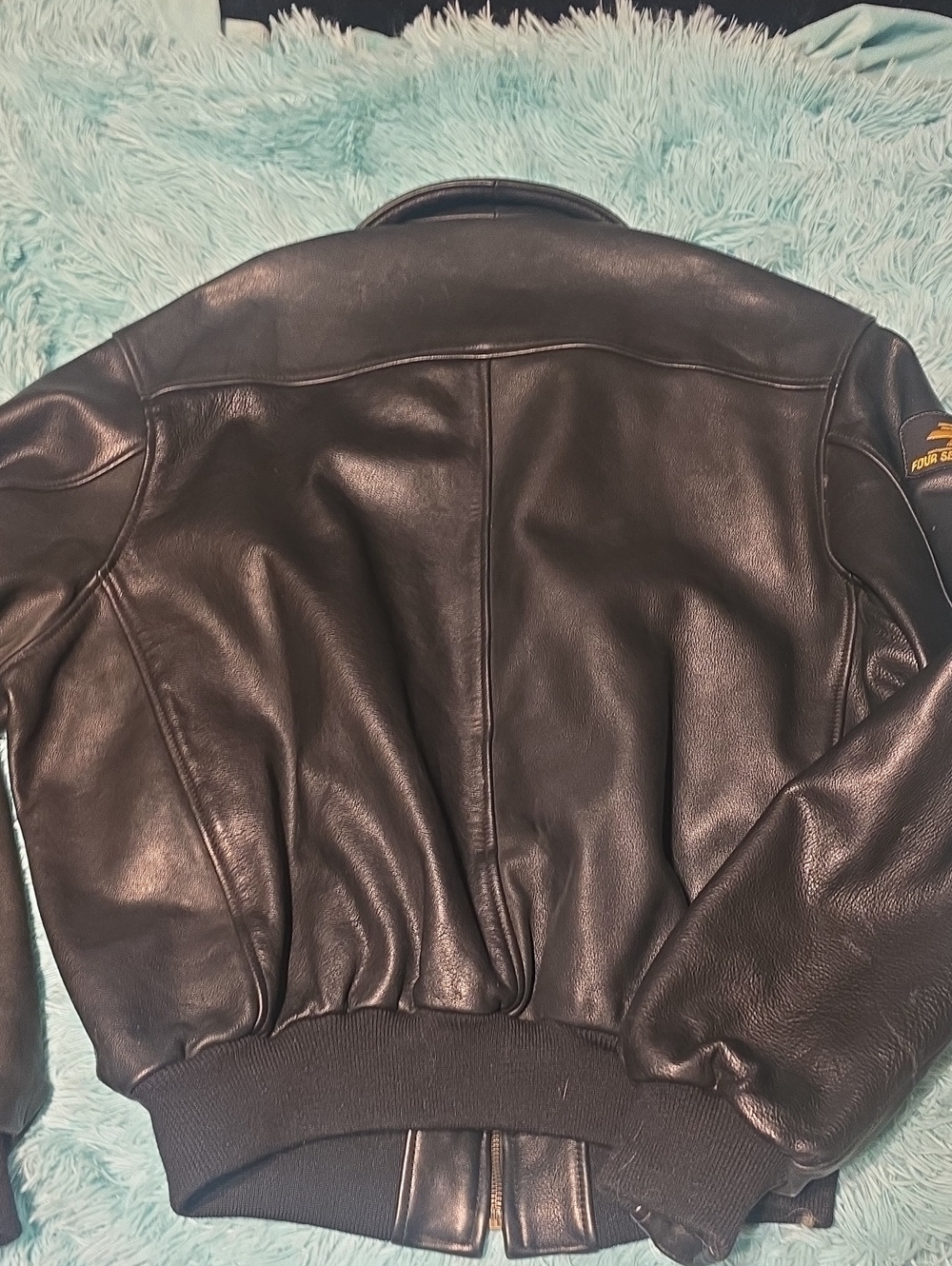 Classic Leather Bomber Jacket - Picture 5 of 5